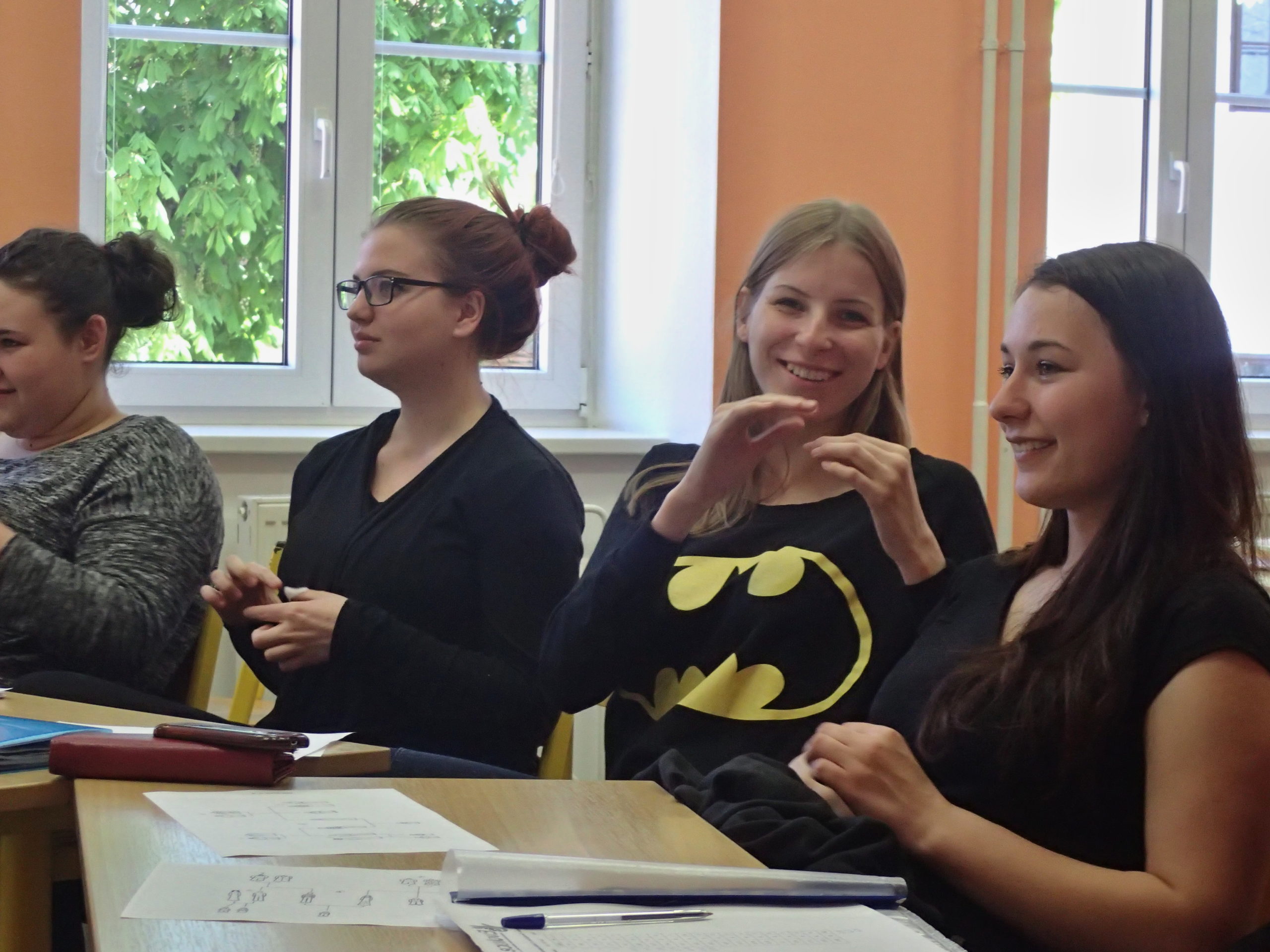 studenti při studiu